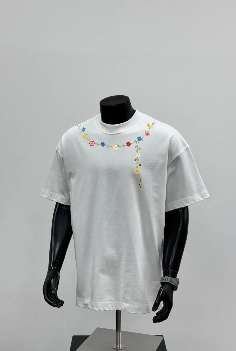 Áo Floral Whisper Tee