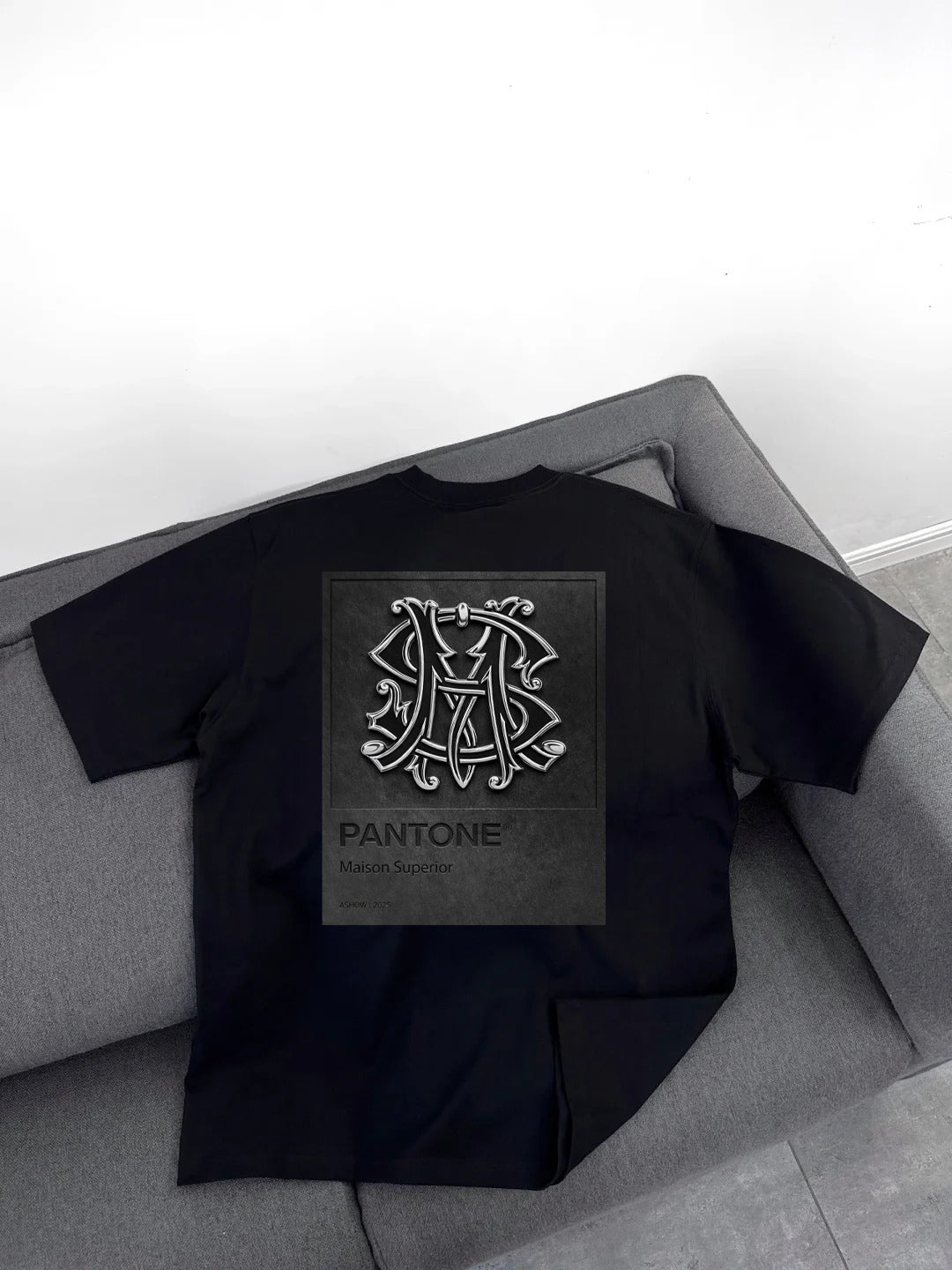 PANTONE TEE