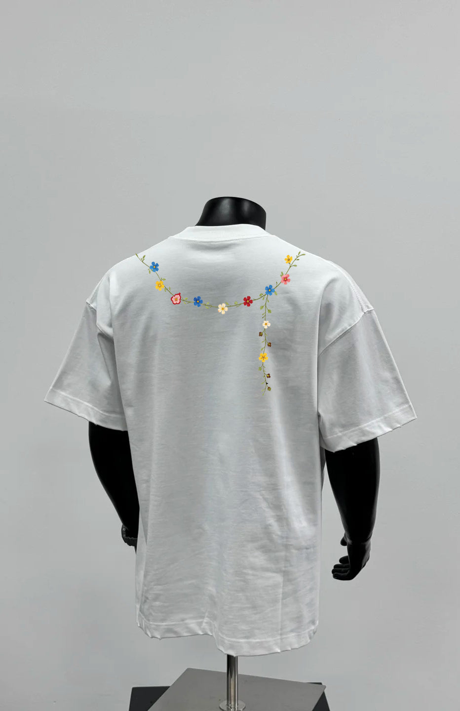 Áo Floral Whisper Tee