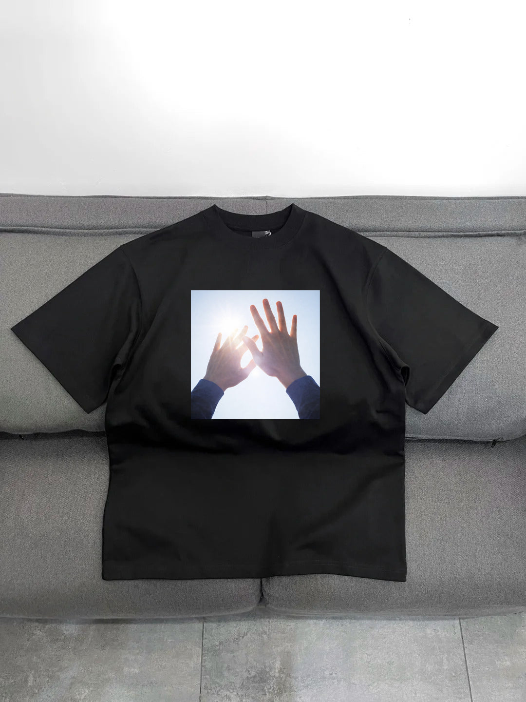 Áo Touch the Sun Tee