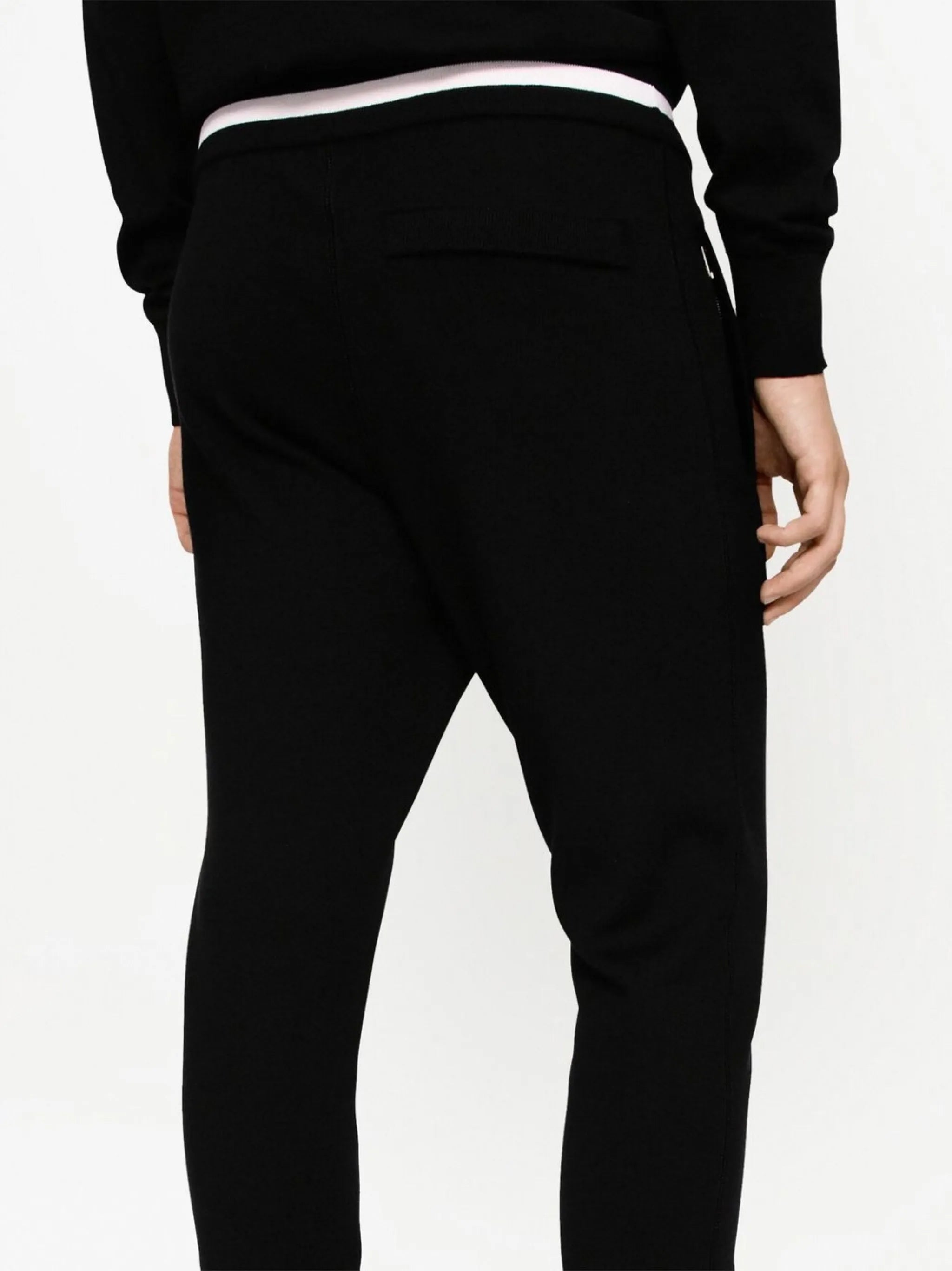 Quần Jogger Bee SS 2026